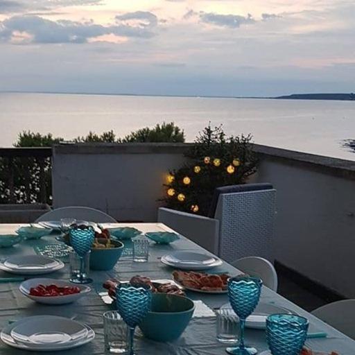 Suite Con Terrazzo Sul Mare E Discesa In Spiaggia A Gallipoli Buitenkant foto