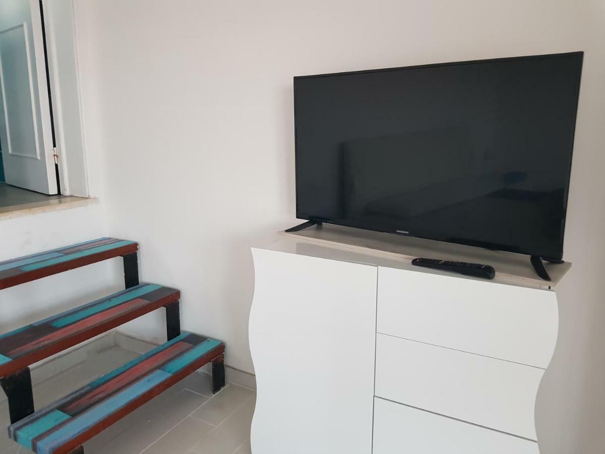 Suite Con Terrazzo Sul Mare E Discesa In Spiaggia A Gallipoli Buitenkant foto